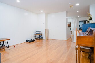 12964 Pinnacle Dr in Germantown, MD - Building Photo - Building Photo