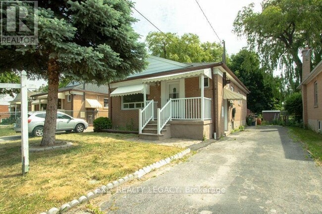 183 Ellington Dr