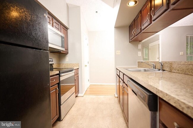 1492 Greenbriar Cir in Pikesville, MD - Building Photo - Building Photo