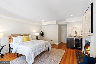2517 I St NW in Washington, DC - Building Photo - Building Photo