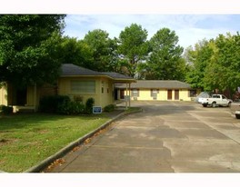 Gold Leaf Efficiency in Fayetteville, AR - Building Photo