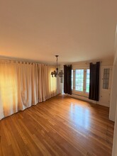 17800 Winslow Rd in Shaker Heights, OH - Foto de edificio - Building Photo