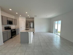 989 Harold Pass in Winter Haven, FL - Building Photo - Building Photo