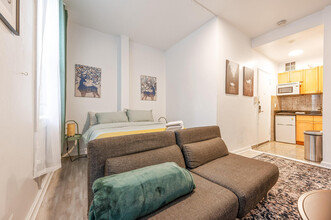 32 E 32nd St in New York, NY - Building Photo - Building Photo