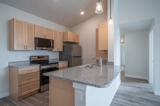 Sage Point Village in Ammon, ID - Foto de edificio - Interior Photo