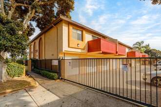 1351 Holly Ave in Imperial Beach, CA - Building Photo - Building Photo