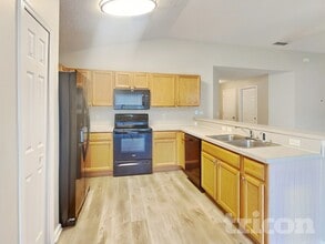 500 Prosperity Lake Dr in St. Augustine, FL - Building Photo - Building Photo