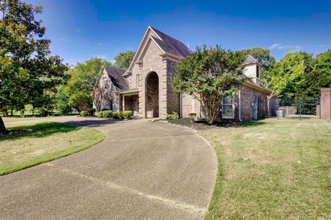property at 1359 Winoka Rd