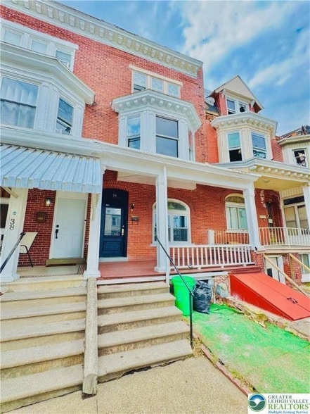 property at 36 S Jefferson St