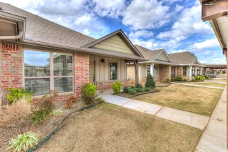 8808 SW 55th St-Unit -Unit A in Oklahoma City, OK - Building Photo - Building Photo
