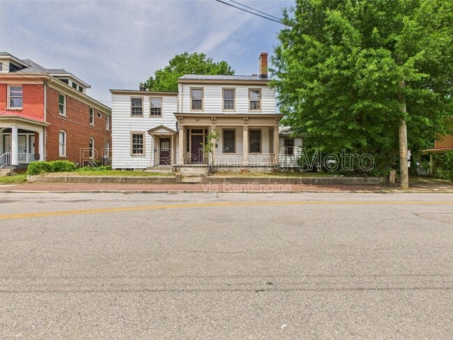 property at 709 High St