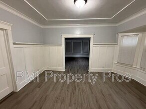 3225 N 27th St in Milwaukee, WI - Building Photo - Building Photo