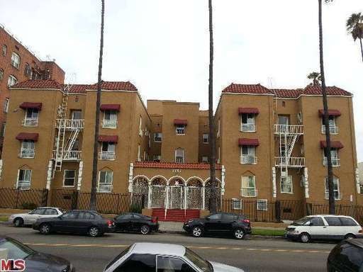 3701 W 1st St, Unit 307 in Los Angeles, CA - Building Photo