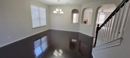 610 Port Royale Way in Euless, TX - Building Photo - Building Photo