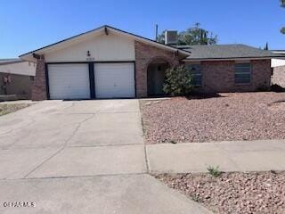 11317 Jack Cupit Ln in El Paso, TX - Building Photo - Building Photo