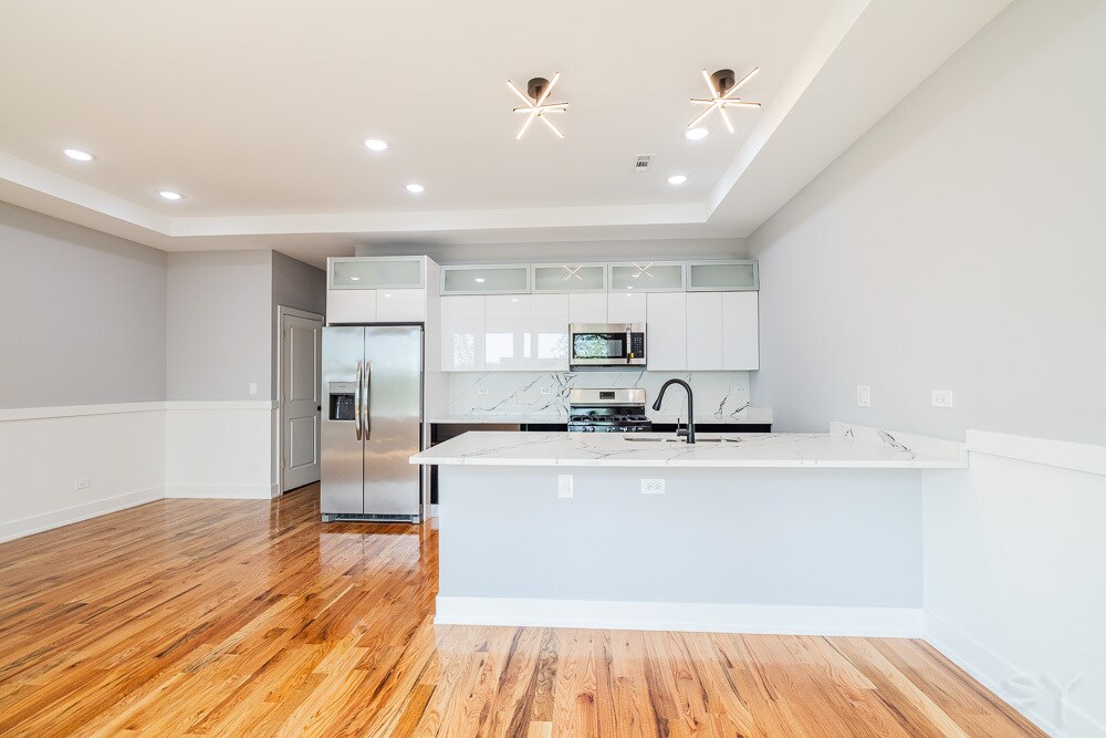 6334 S Langley Ave in Chicago, IL - Building Photo