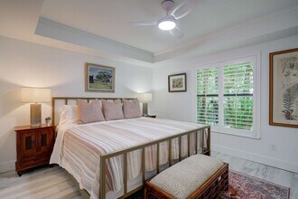 655 8th Ave S in Naples, FL - Foto de edificio - Building Photo