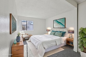 Tropicana Royale in Las Vegas, NV - Building Photo - Building Photo