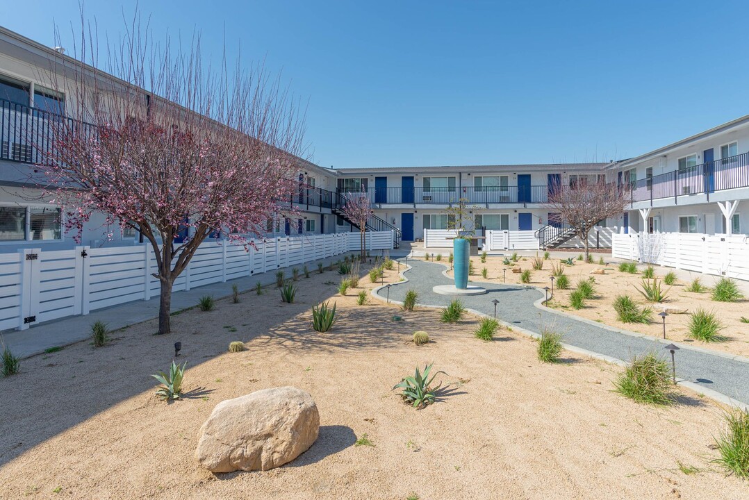 Tyler Arms Apartments - Riverside, CA in Riverside, CA - Foto de edificio