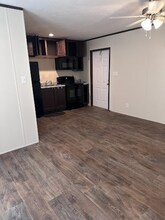 1001 Co Rd 773, Unit 134-1 in Devine, TX - Building Photo - Building Photo