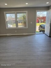 285 Mt Hope Dr in Albany, NY - Building Photo - Building Photo