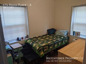 674 Perth Pl in Philadelphia, PA - Building Photo - Building Photo