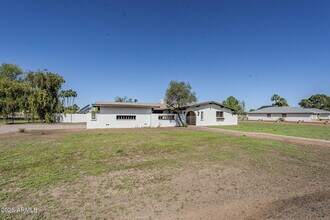 834 N Constellation Way in Gilbert, AZ - Foto de edificio - Building Photo