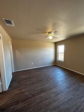 2415 N Ave N in Lubbock, TX - Building Photo - Building Photo