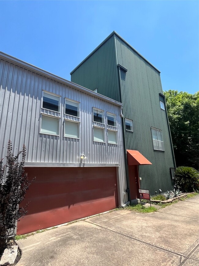property at 1315 Buckner St