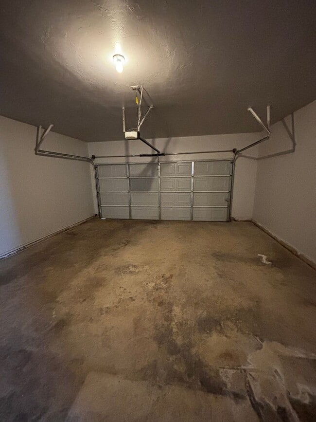 property at 1300a Garden Gate Dr