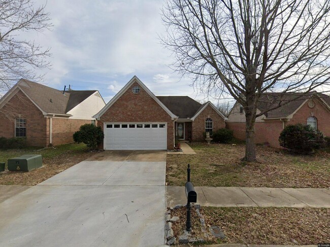 9907 Devon Ridge Dr in Olive Branch, MS - Building Photo - Building Photo