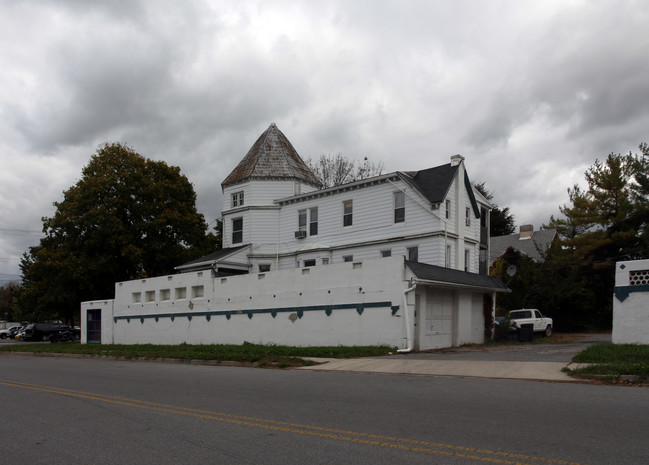 334 Summit Ave in Hagerstown, MD - Foto de edificio - Building Photo