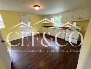 501 Sharpe Terrace in Woodruff, SC - Building Photo - Building Photo