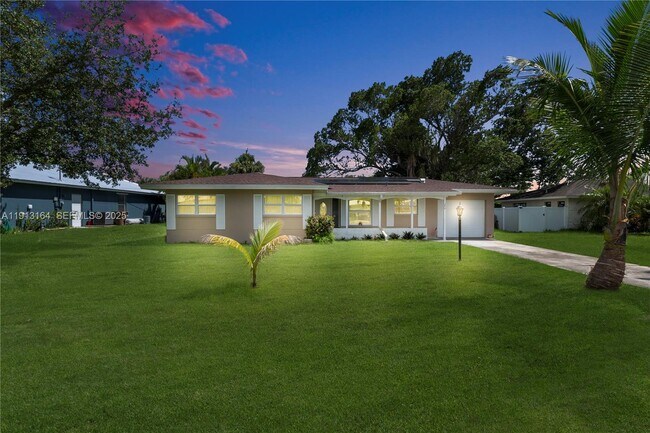 property at 246 SE 44th St