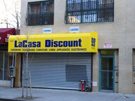 109 Moore St in Brooklyn, NY - Building Photo
