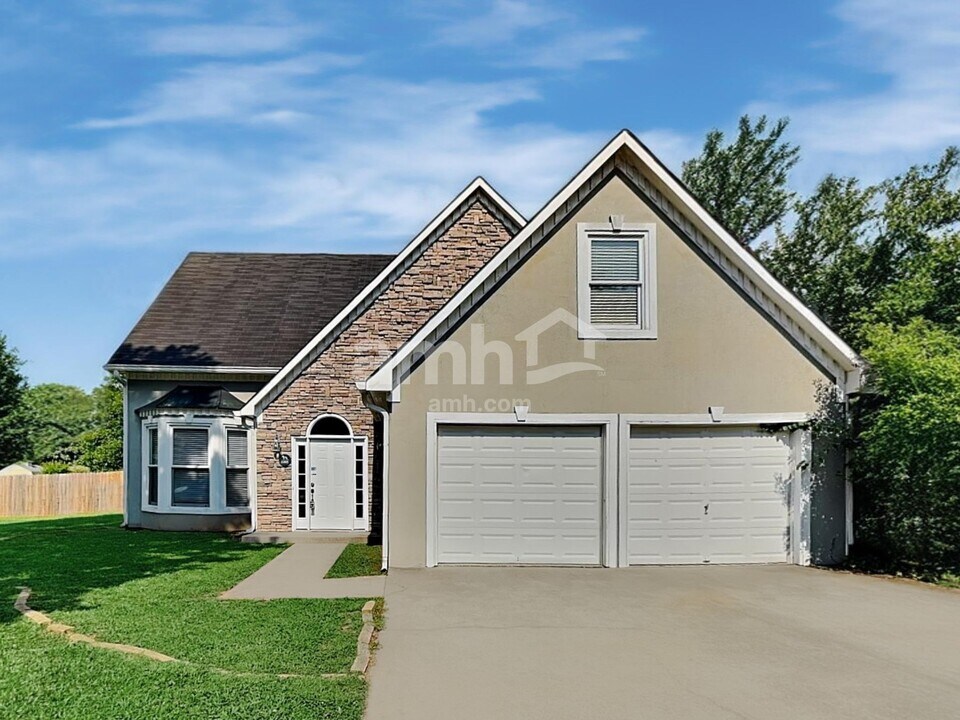 5303 Rutland Ct in Powder Springs, GA - Building Photo
