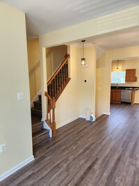 20245 Brookview Sq, Unit F in Ashburn, VA - Foto de edificio - Building Photo