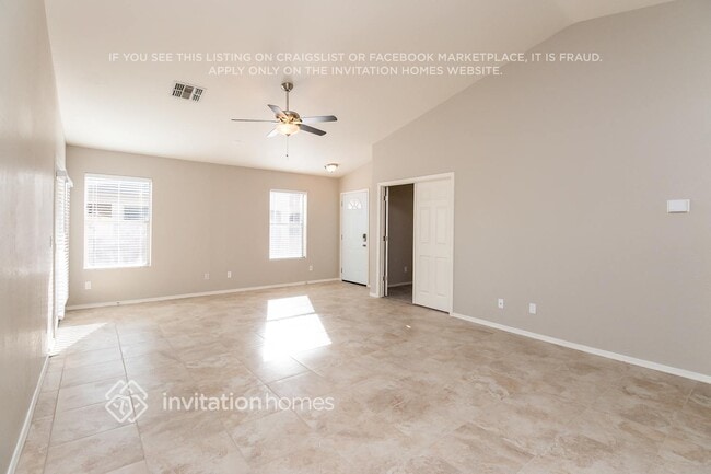 2260 W Hayden Peak Dr in San Tan Valley, AZ - Building Photo - Building Photo