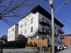 The Pickwick in Ottawa, ON - Building Photo - Building Photo