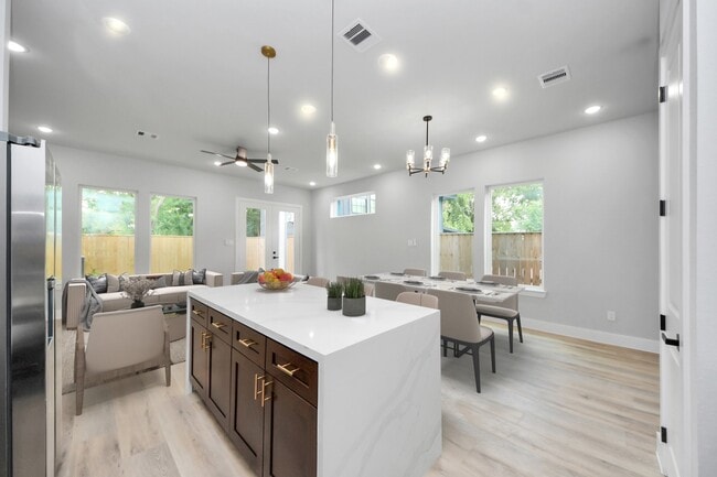 property at 6814 Del Rio St