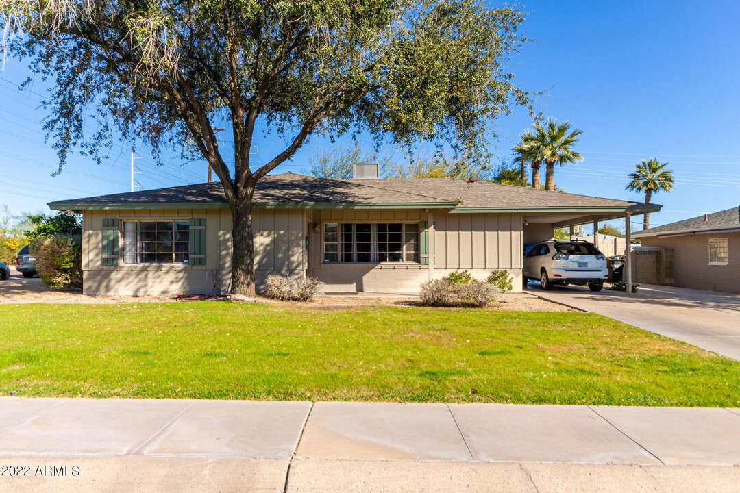 6626 E Granada Rd in Scottsdale, AZ - Foto de edificio