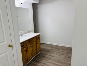 1405 Neil Ln in Excelsior Springs, MO - Building Photo - Building Photo