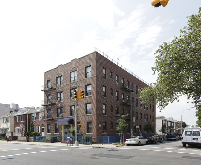 223 Avenue N in Brooklyn, NY - Foto de edificio - Building Photo