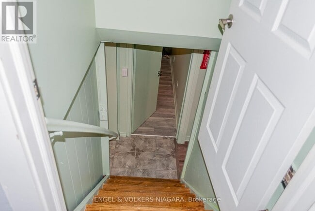 6708 O'Neil St in Niagara Falls, ON - Building Photo - Building Photo