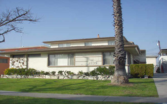 2805 W Rosecrans Ave Apartments