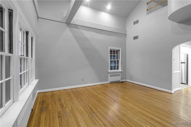 property at 949 Delaware Ave
