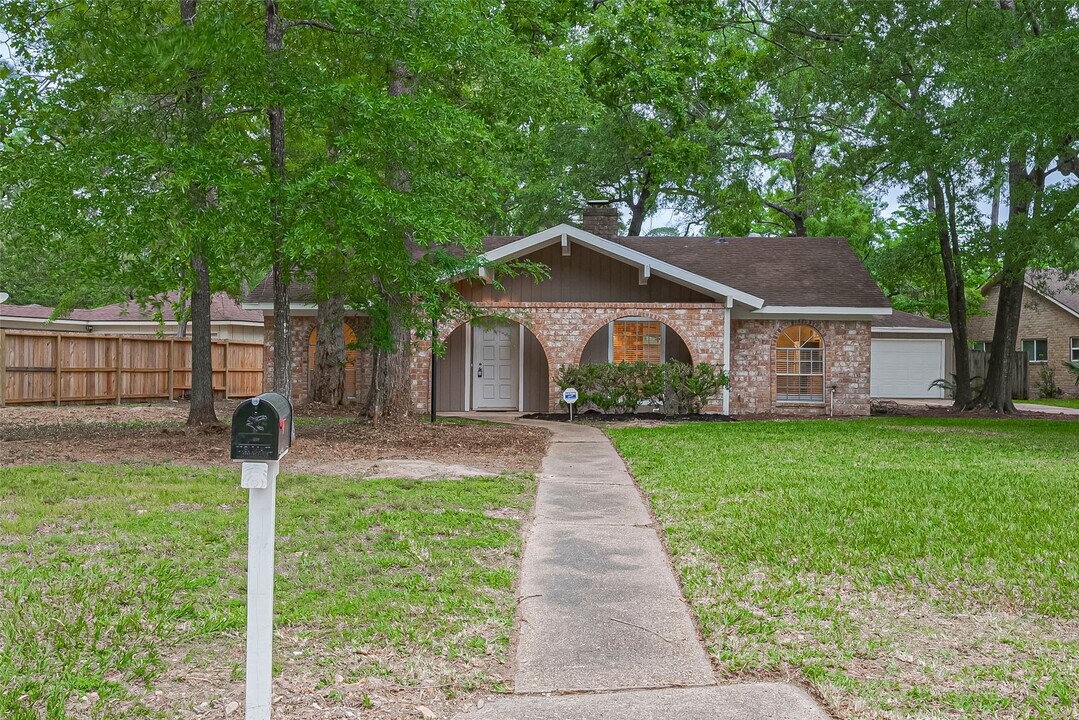 3214 Three Pines Dr in Humble, TX - Building Photo