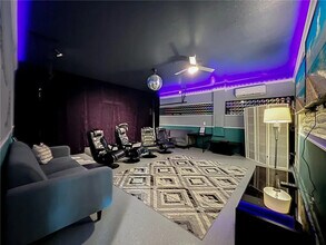 9048 Sand Trap Dr in Four Corners, FL - Building Photo - Building Photo