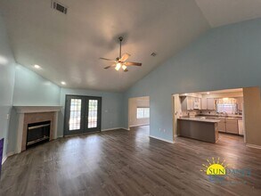 4611 Top Flight Dr in Crestview, FL - Building Photo - Building Photo