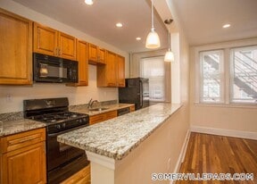 138 Highland Ave in Somerville, MA - Building Photo